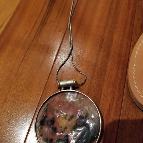 Necklace - Picture 3 of 4